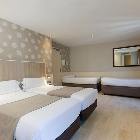 โฮเต็ล ซานต้า มาร์ทา Hotel บาร์เซโลนา ภายนอก รูปภาพ