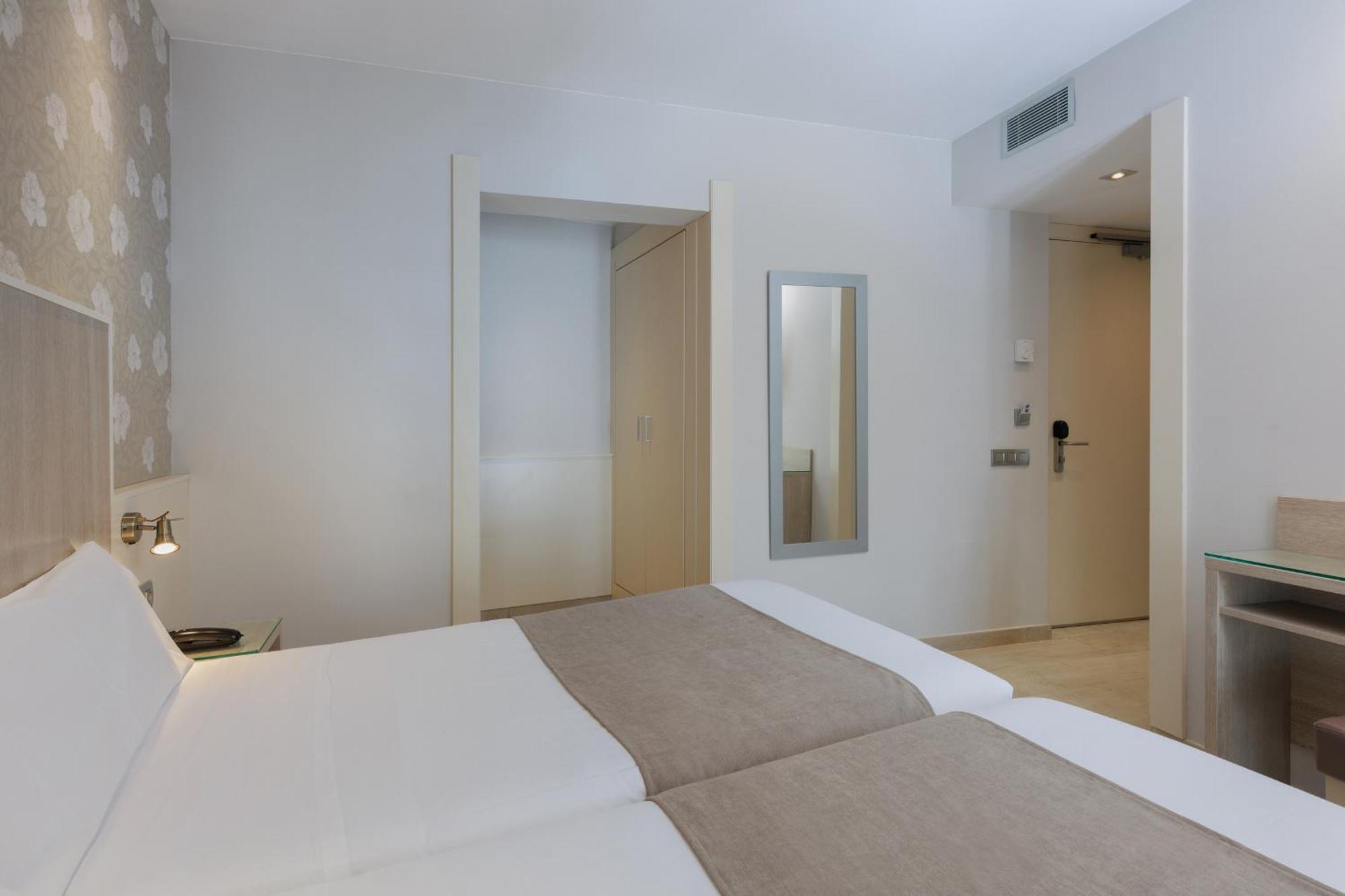 โฮเต็ล ซานต้า มาร์ทา Hotel บาร์เซโลนา ห้อง รูปภาพ